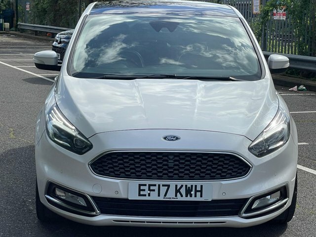 Ford S-Max 2.0 Tdci Vignale Powershift EF17KWH White #2