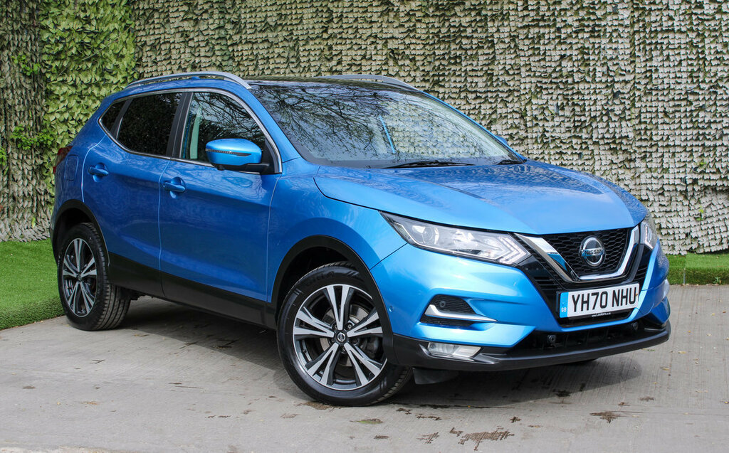 Nissan Qashqai N-connecta YH70NHU