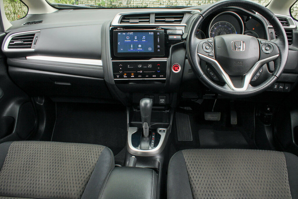 Honda Jazz Ex Navi OX19SSZ  #2