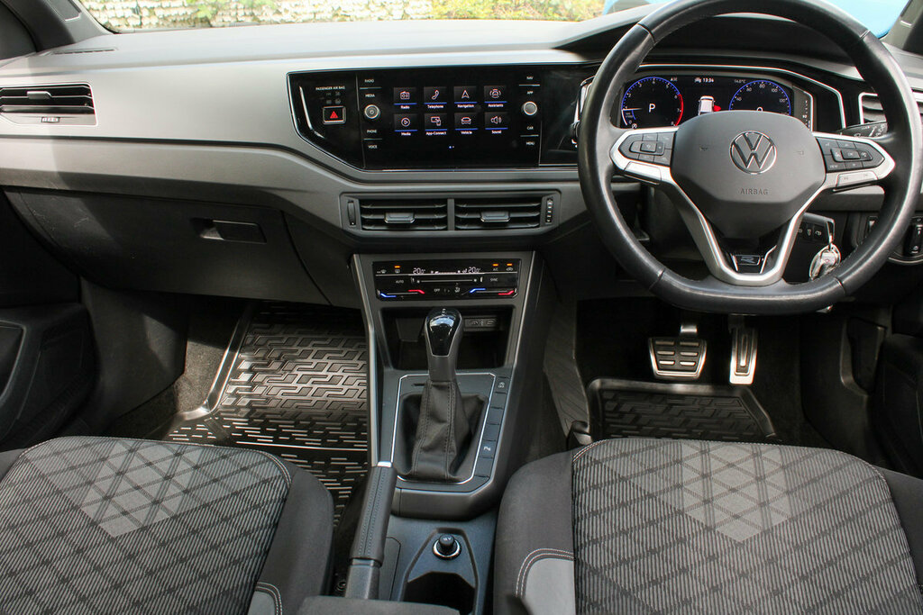 Volkswagen Polo R-line YH22RBX #2