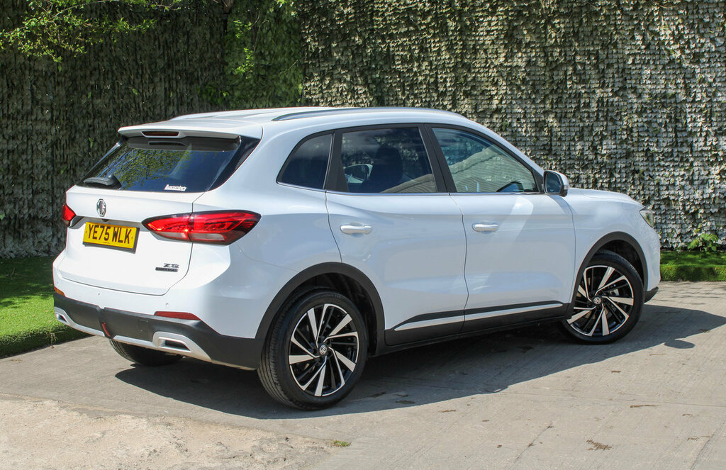 MG ZS Hybrid Trophy YE75WLK #4