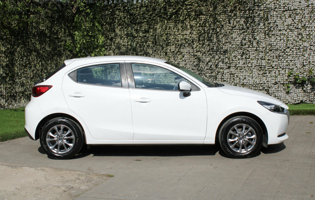 Mazda 2 Se YC20EEP White #3