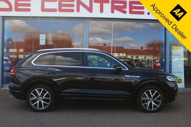 Volkswagen Touareg 3.0 Tdi V6 R-line Suv Tiptronic 4Motion WP68GXR Black #2