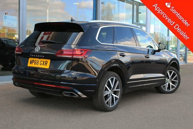 Volkswagen Touareg 3.0 Tdi V6 R-line Suv Tiptronic 4Motion WP68GXR Black #3