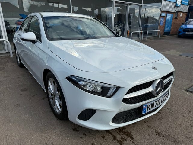 Mercedes-Benz A Class A 200 Sport KN70CCF White #2