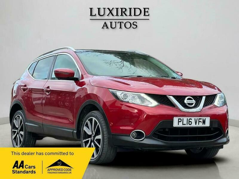 Nissan Qashqai 1.2 Dig-t Tekna 2Wd Red