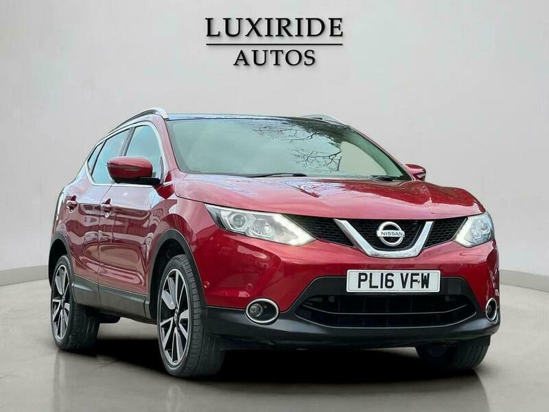 Nissan Qashqai 1.2 Dig-t Tekna 2Wd PL16VFW Red #4