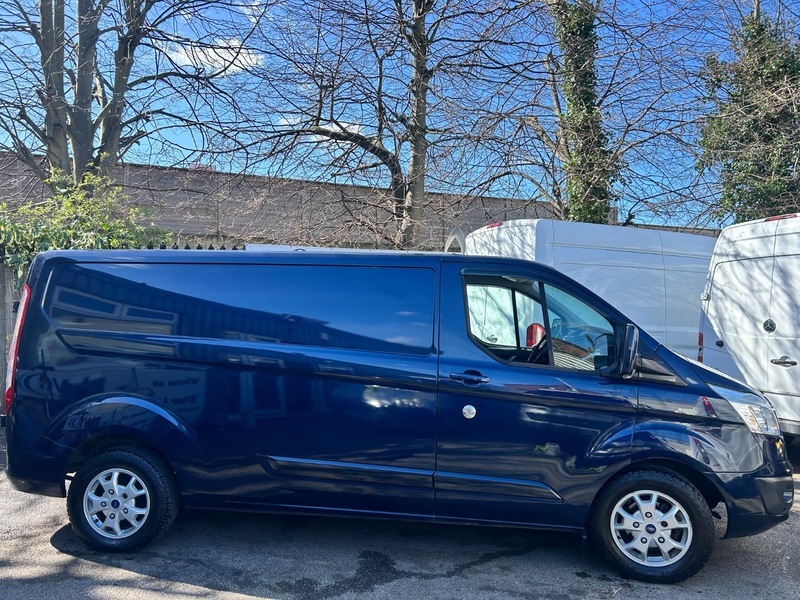Ford Transit Custom 290 Limited Camper Blue