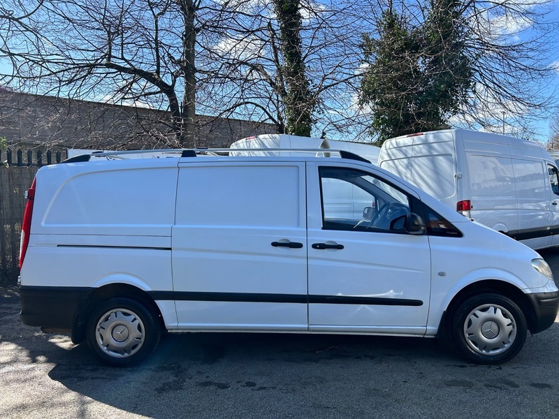 Mercedes-Benz V Class 109 Cdi Long LN11XFA White #4