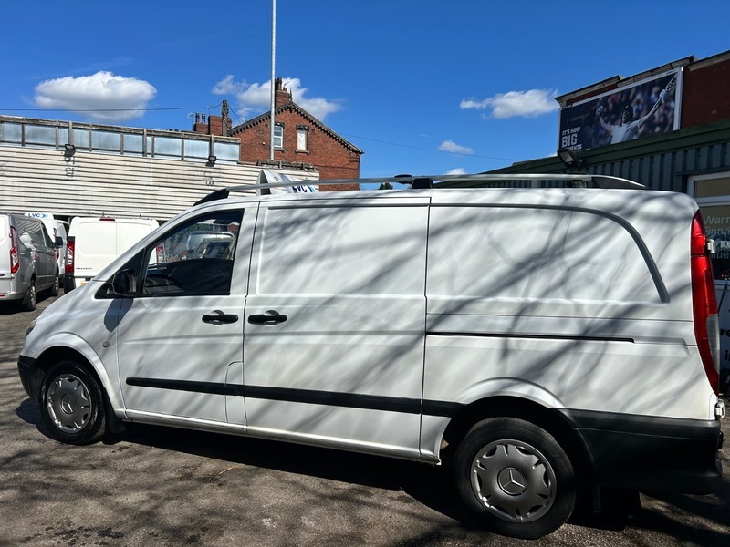 Mercedes-Benz V Class 109 Cdi Long LN11XFA White #3