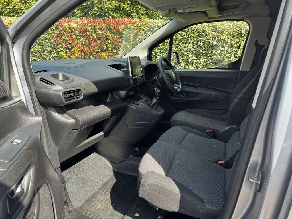 Citroen Berlingo 1.5 Bluehdi 1000 Enterprise M 2020 CE70KUW Grey #4
