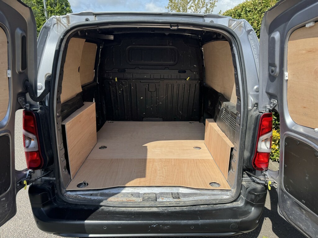Citroen Berlingo 1.5 Bluehdi 1000 Enterprise M 2020 CE70KUW Grey #6
