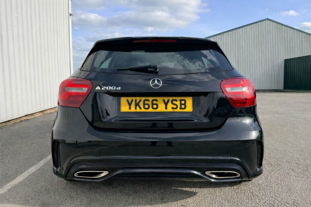 Mercedes-Benz A Class 2.1L Amg Line Black
