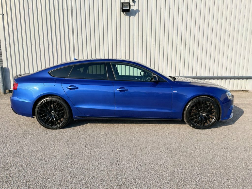 Audi A5 2L Black Edition Plus BN16XES Blue #4