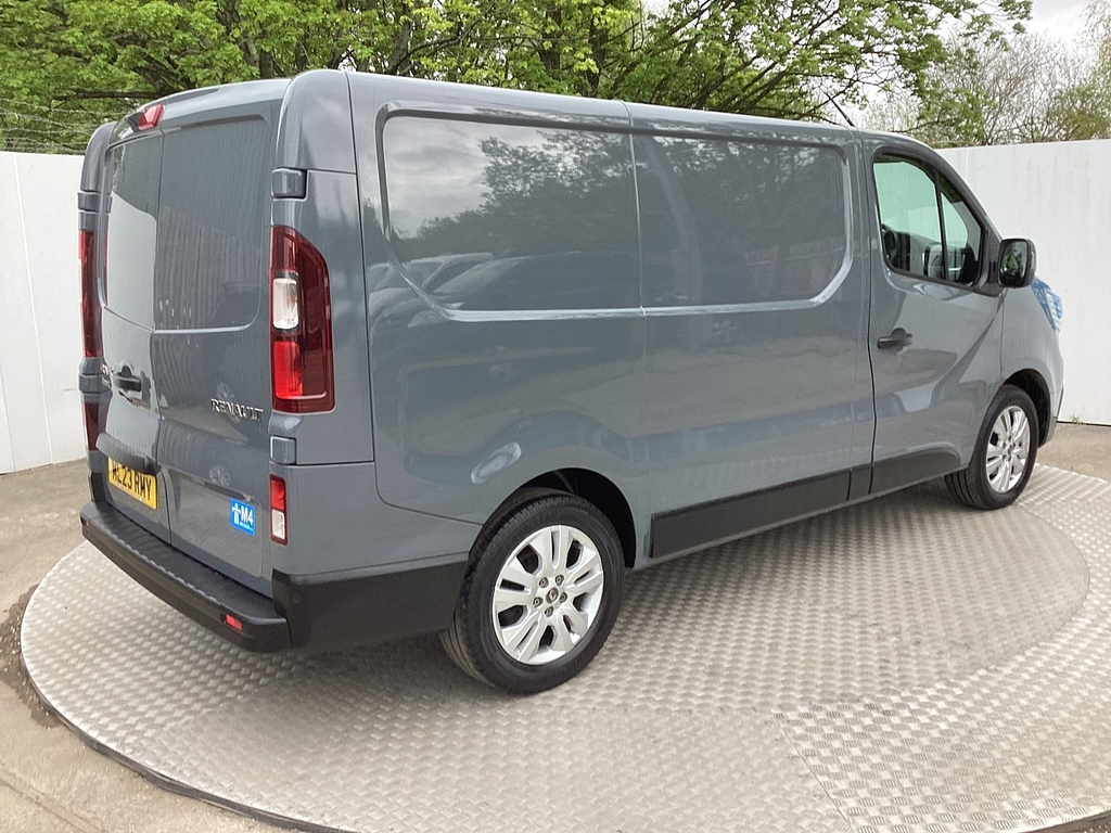 Renault Trafic Dci Blue Sl28 Sport Swb L R Euro 6 U8020 Ulez ML23RMY Grey #3