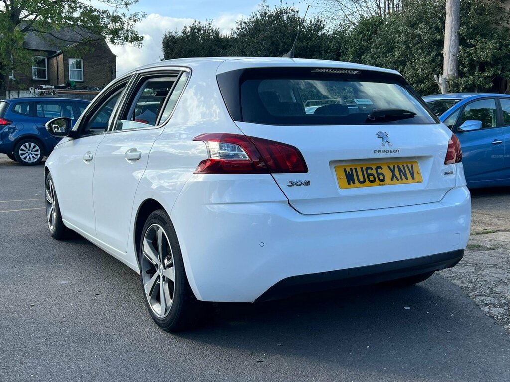 Peugeot 308 1.2 Puretech Allure Eat Euro 6 Ss WU66XNV White #4