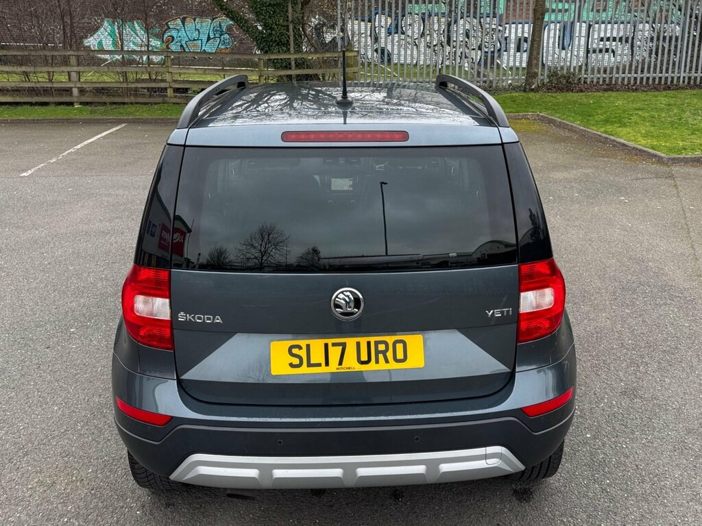 Skoda Yeti 1.2 Tsi Se Drive Outdoor Dsg Euro 6 Ss SL17URO Grey #6
