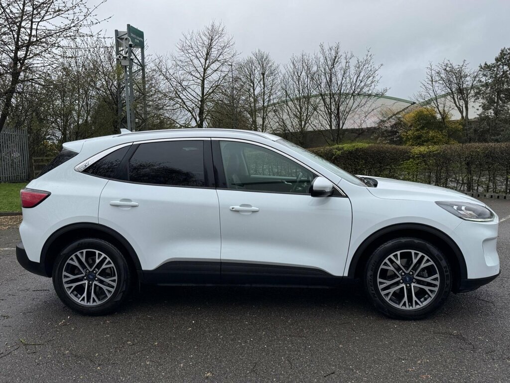 Ford Kuga 1.5 Ecoblue Titanium Edition Euro 6 Ss BP70YWS White #4
