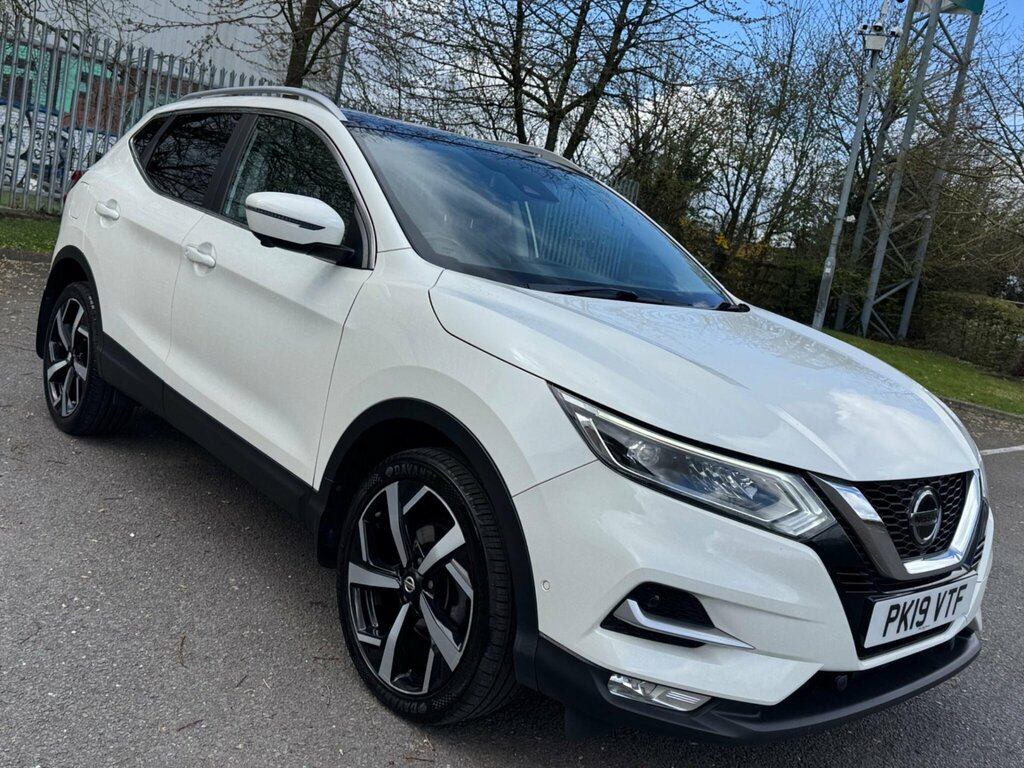 Nissan Qashqai 1.3 Dig-t Tekna Euro 6 Ss White