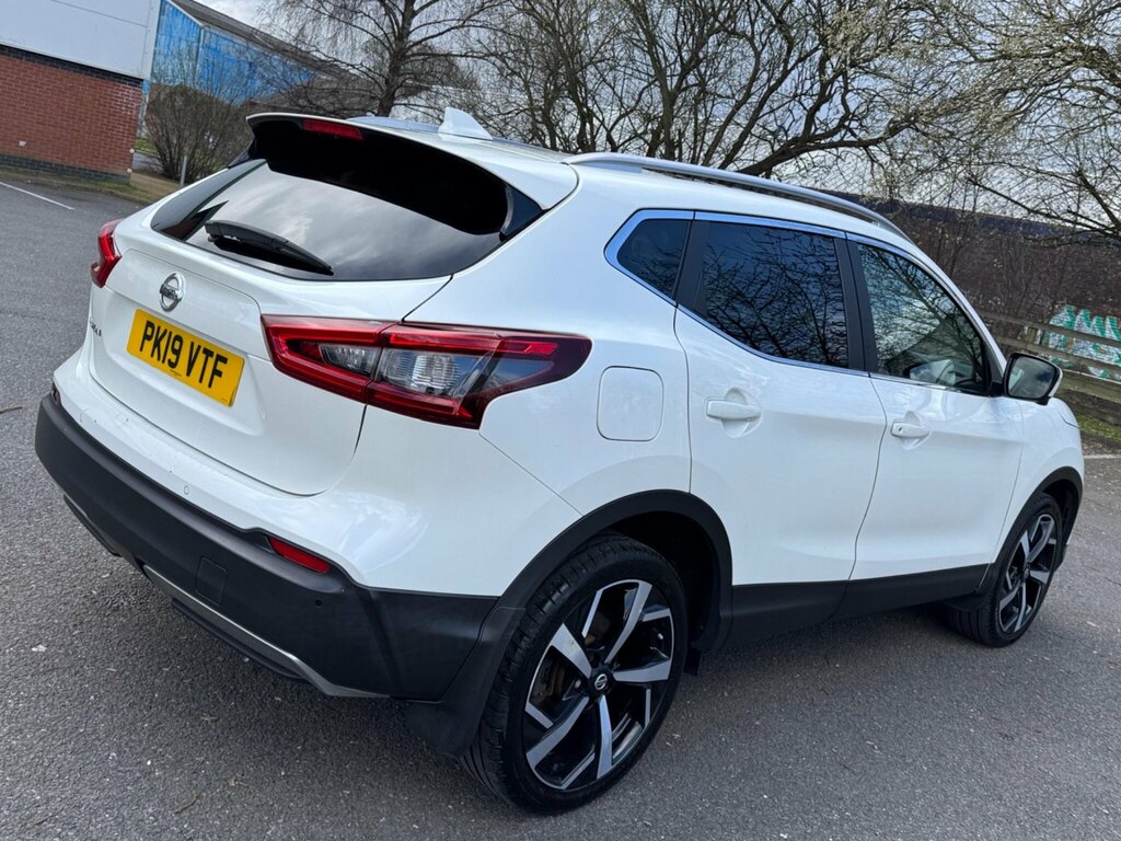 Nissan Qashqai 1.3 Dig-t Tekna Euro 6 Ss PK19VTF White #4