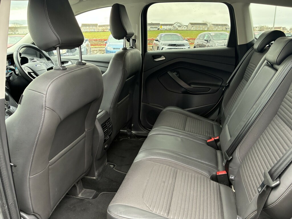 Ford Kuga Suv 2.0 Tdci Titanium 2017 EJ67UBR Silver #6