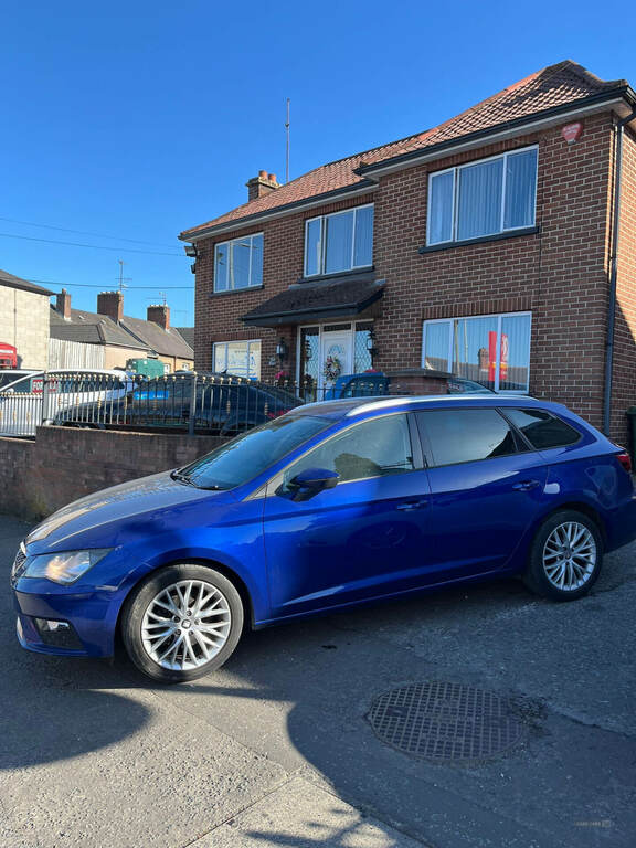 Seat Leon 1.6 Tdi Se Dynamic Ez Blue