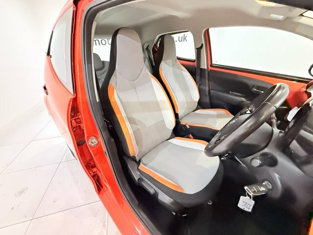 Toyota Aygo 1.0 Vvt-i X-cite Hatchback Euro NU15CVG Orange #6