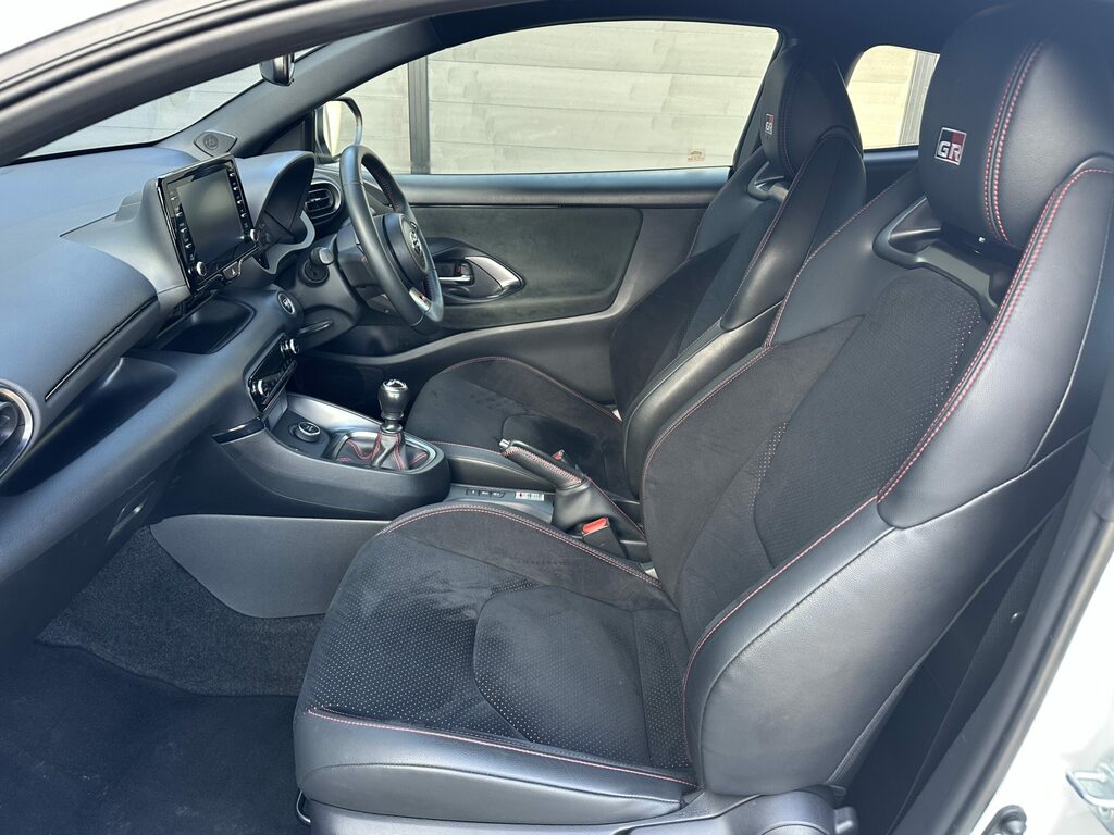 Toyota  C-hr Orange Edition Hev Cvt Orange #15
