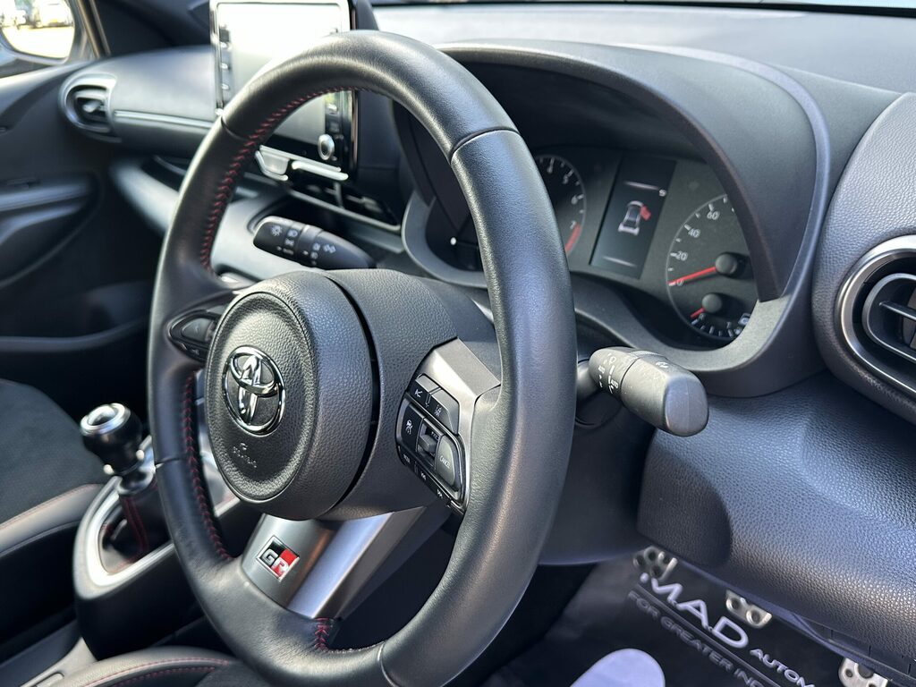 Toyota  C-hr Orange Edition Hev Cvt Orange #16
