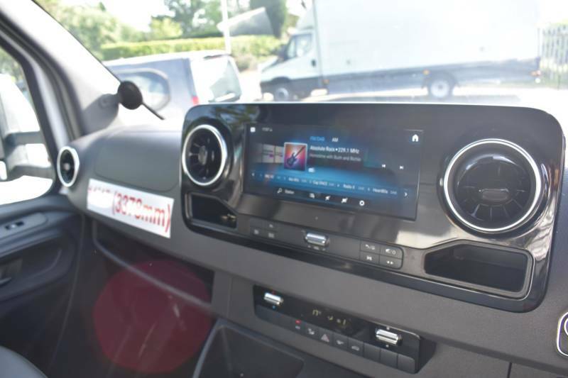 Mercedes-Benz Sprinter 2.1 516 Cdi Rwd L2 Euro 6 Ss - 2021 71 YC71OZB White #4