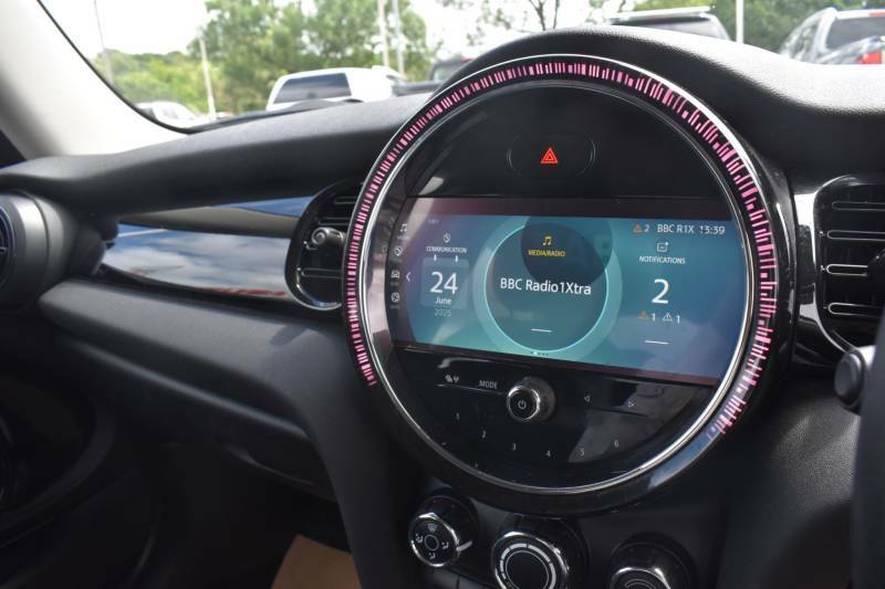 Mini Hatch 1.5 Cooper Classic Euro 6 Ss - 2021 71 KM71YTP White #4