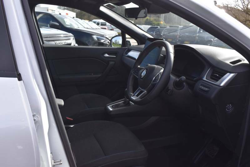 Renault Captur 1.6 E-tech Evolution Euro 6 Ss - 2025 HMZ5221 White #4