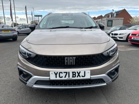 Fiat Tipo Cross Beige #2