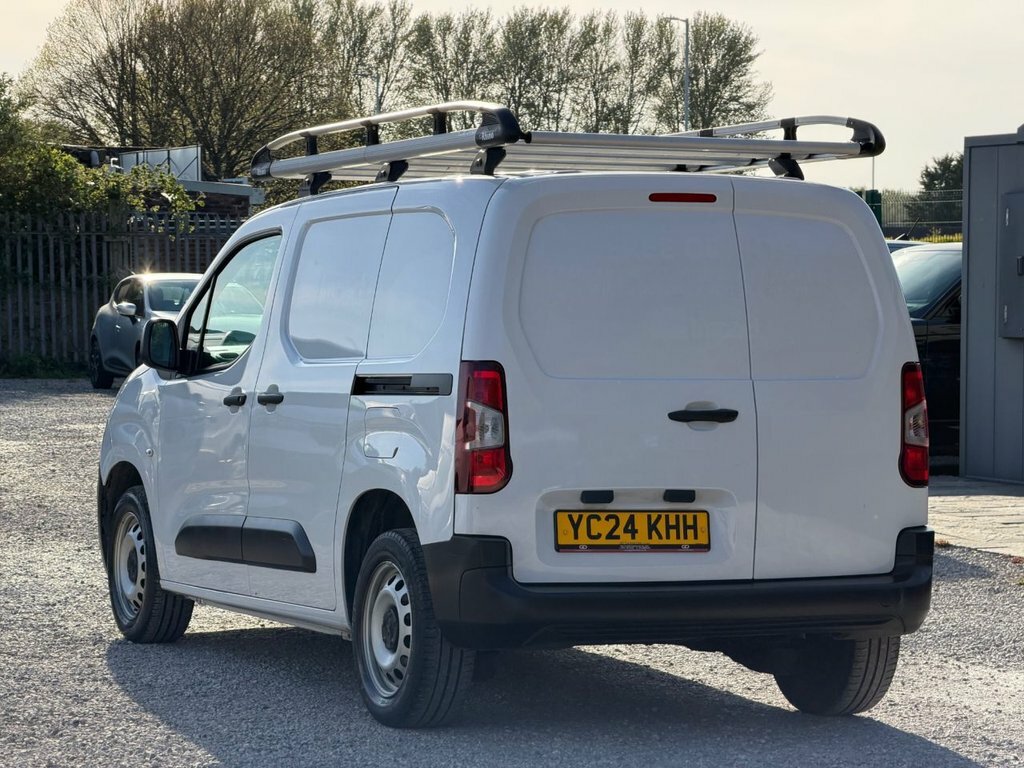 Peugeot Partner 1.5L Professional Premium YC24KHH White #4