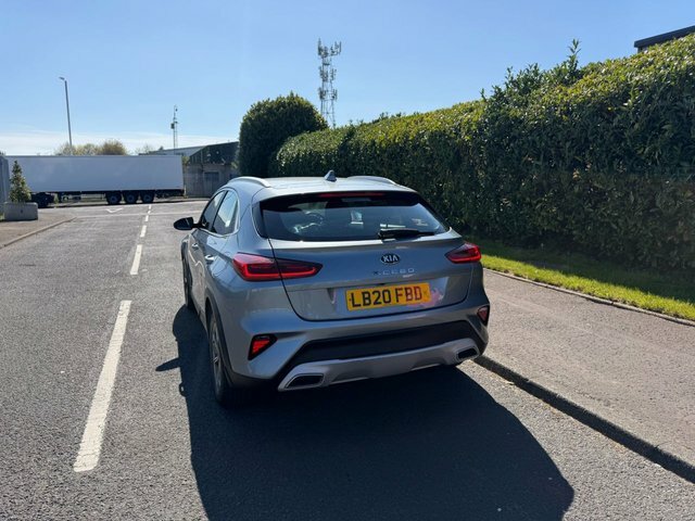 Kia Xceed Crdi 2 Suv Silver #5