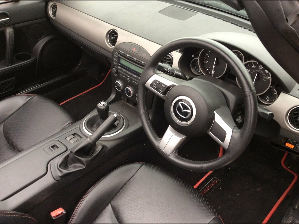 Mazda MX-5 1.8I Miyako Convertible Euro 4 Red #4