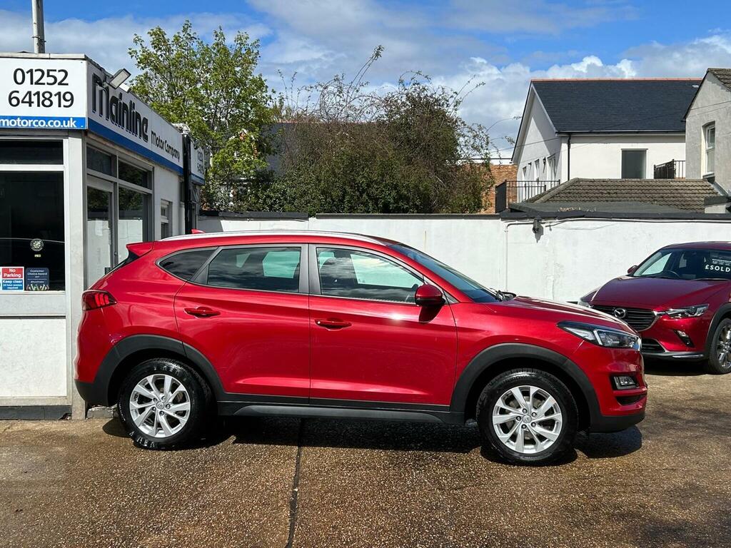Hyundai Tucson Suv 1.6 Gdi Se Nav Euro 6 Ss 201969 CE69UJT Red #2
