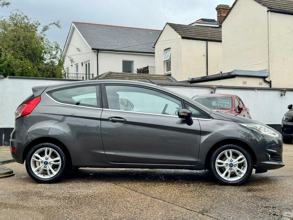 Ford Fiesta Hatchback 1.25 Zetec Euro 6 201665 PE65DKU Grey #2