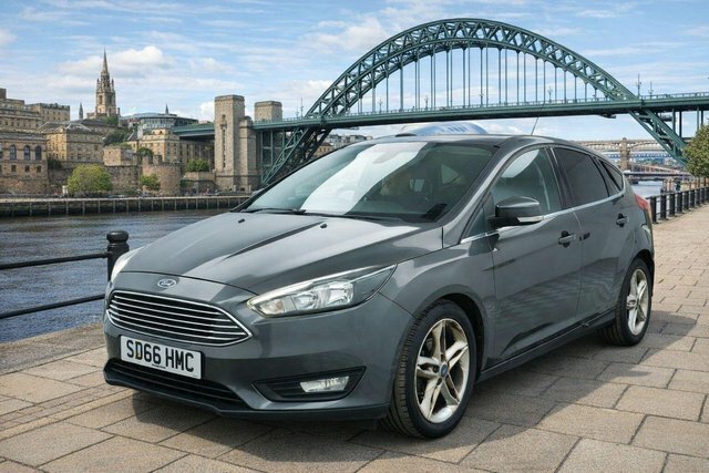 Ford Focus 1.5 Tdci Zetec Euro 6 S S SD66HMC Grey #3