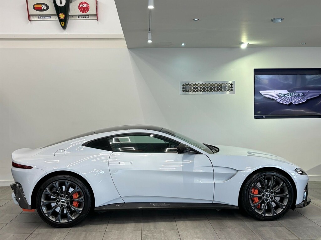 Aston Martin Vantage 4.0 V8 Euro 6 W111JEM White #6