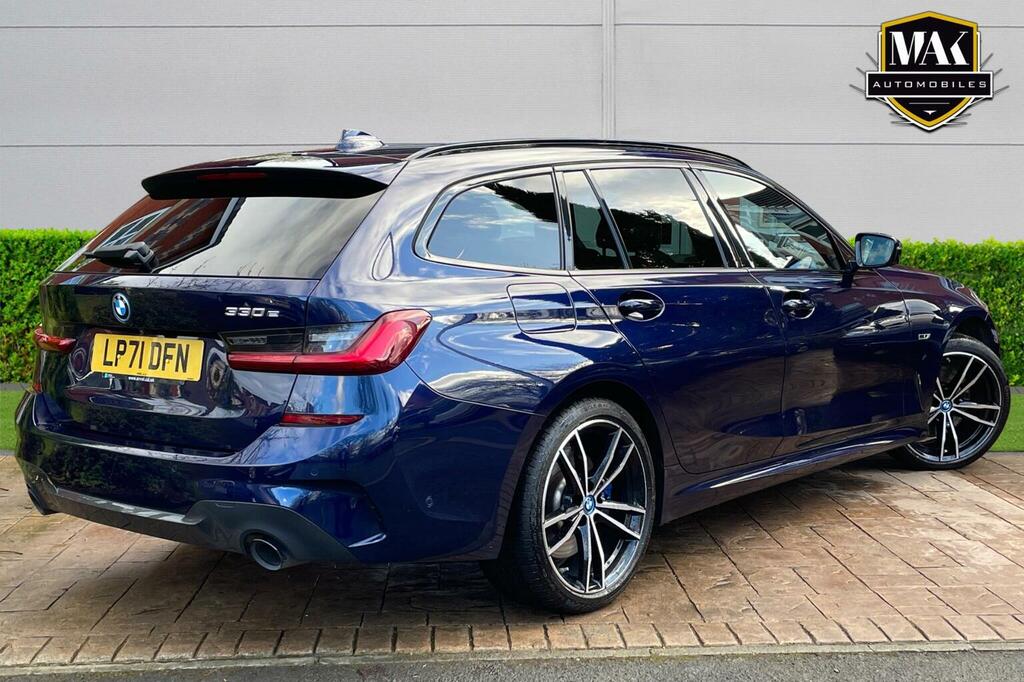 BMW 3 Series Estate 2.0 330E 12Kwh M Sport Pro Edition Touring LP71DFN Blue #4