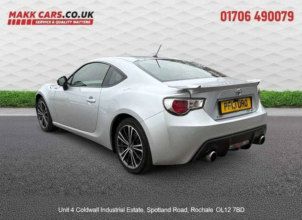 Toyota GT86 Coupe 2.0 Boxer D-4s 201313 Silver #3