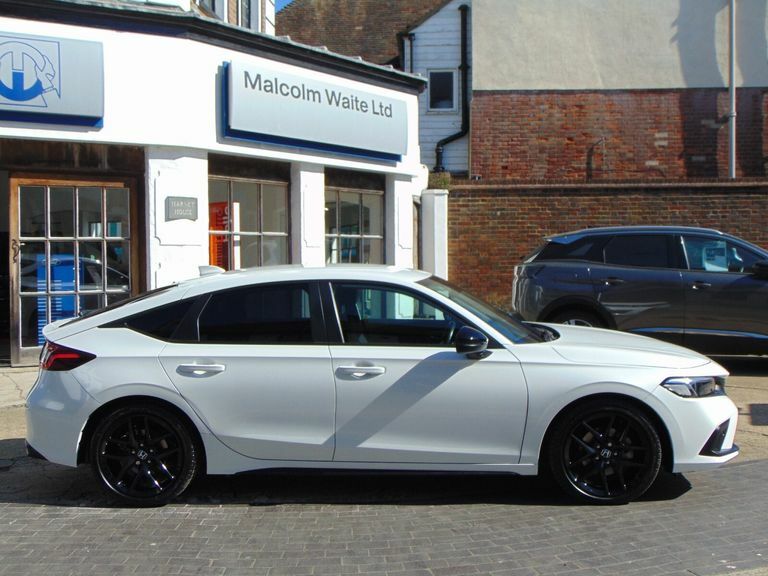 Honda Civic 2.0 Ehev Sport Cvt White #2