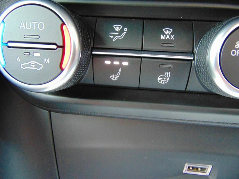 Alfa Romeo Stelvio 2.0 Turbo 280 Veloce White #6