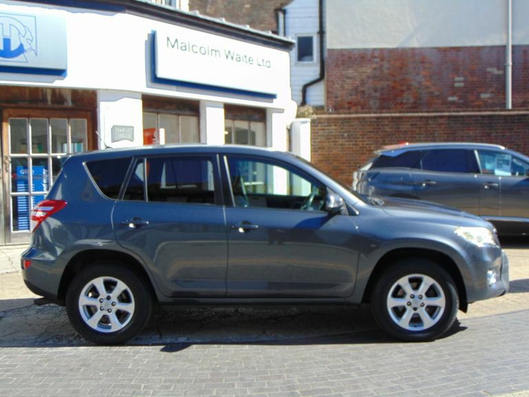Toyota Rav 4 2.2 D-4d Xt-r Grey #2