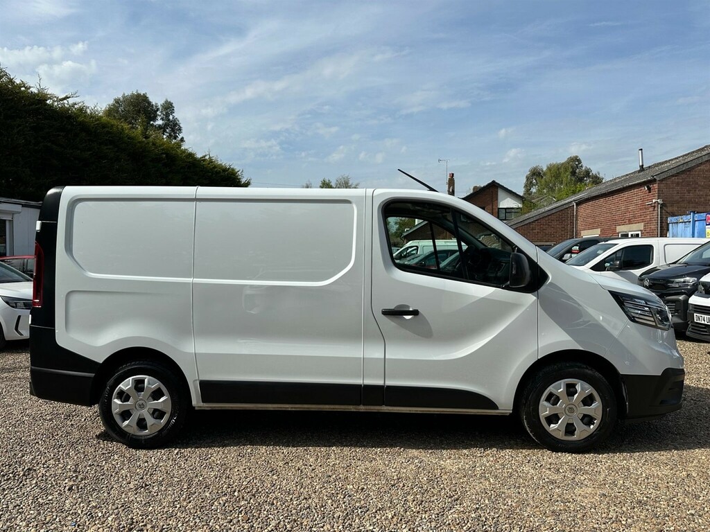 Renault Trafic 2.0 Dci Blue Sl28 Business L1 H1 Euro 6 Ss MA23WJM White #6