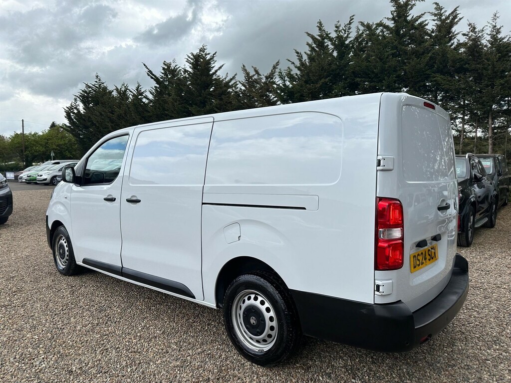 Vauxhall Vivaro 2.0 Turbo D Prime XL Panel Van Lwb Euro 6 6Dr DS24SCV White #3