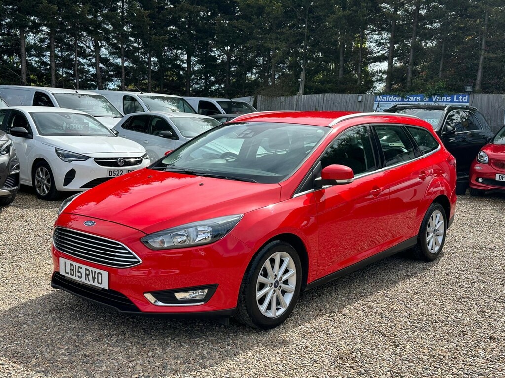 Ford Focus 1.0T Ecoboost Titanium Euro 6 Ss Red