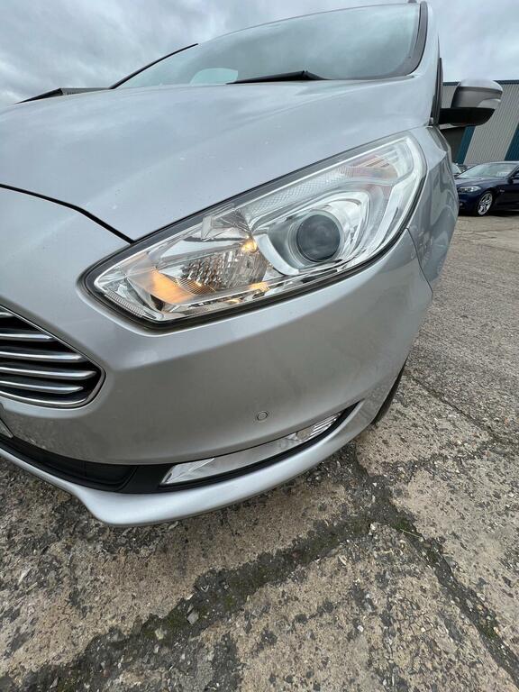 Ford Galaxy 2.5 Fhev 190 Titanium Touchscreen Navigation, Heat Blue #24