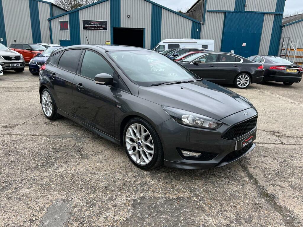 Ford Focus Hatchback 1.0T Ecoboost St-line Euro 6 Ss Grey